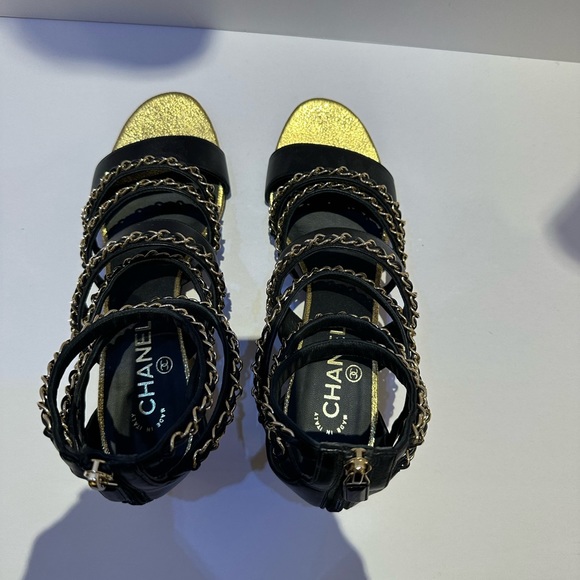 Chanel sandals - Picture 5 of 9